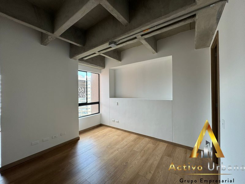 foto_104586_901271444_7460078378_ss