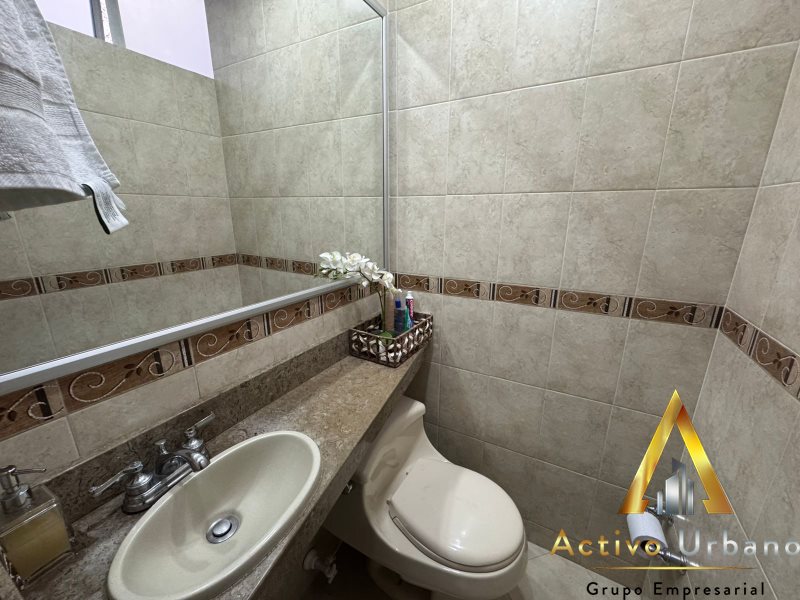 foto_104586_901271444_9052586028_ss