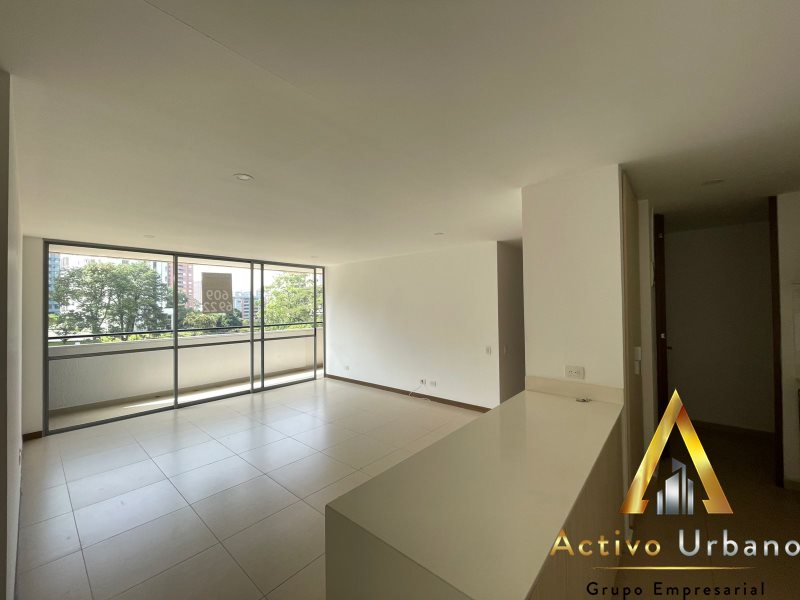 foto_104782_901271444_0035208415_ss