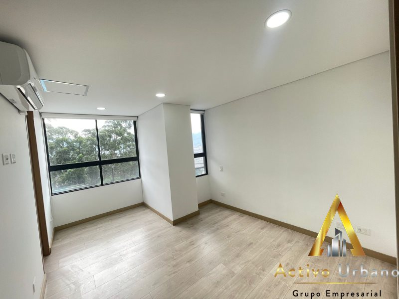 foto_104782_901271444_0063295278_ss