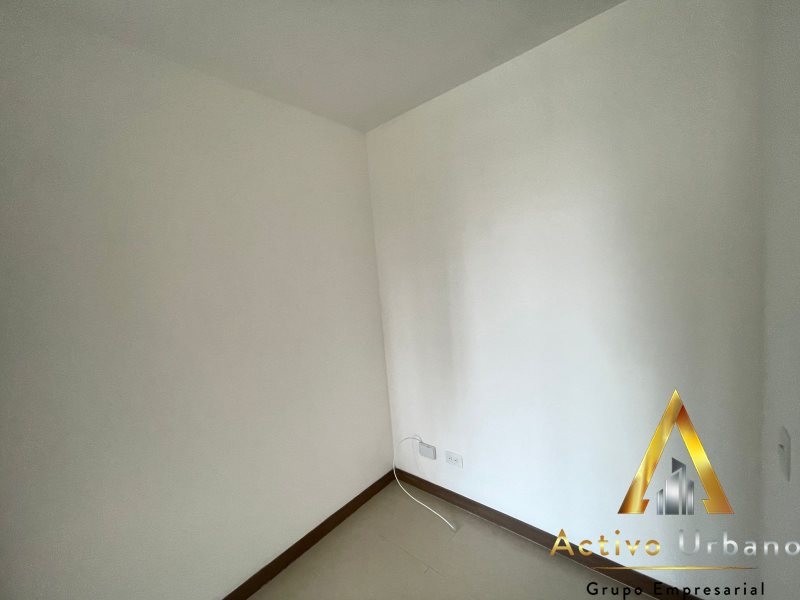 foto_104782_901271444_0066495794_ss