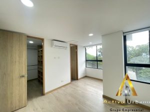 foto_104782_901271444_0070369083_ss