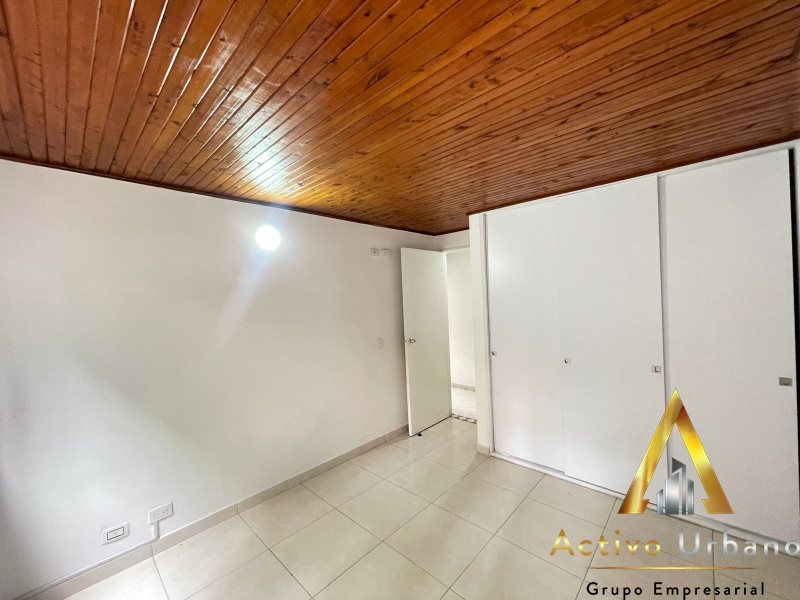 foto_104782_901271444_0183378677_ss