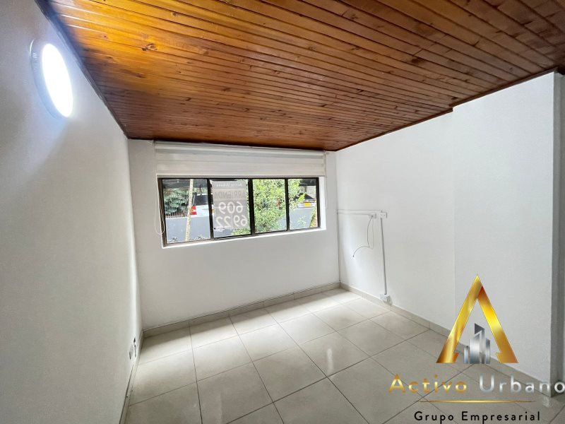 foto_104782_901271444_0204369554_ss