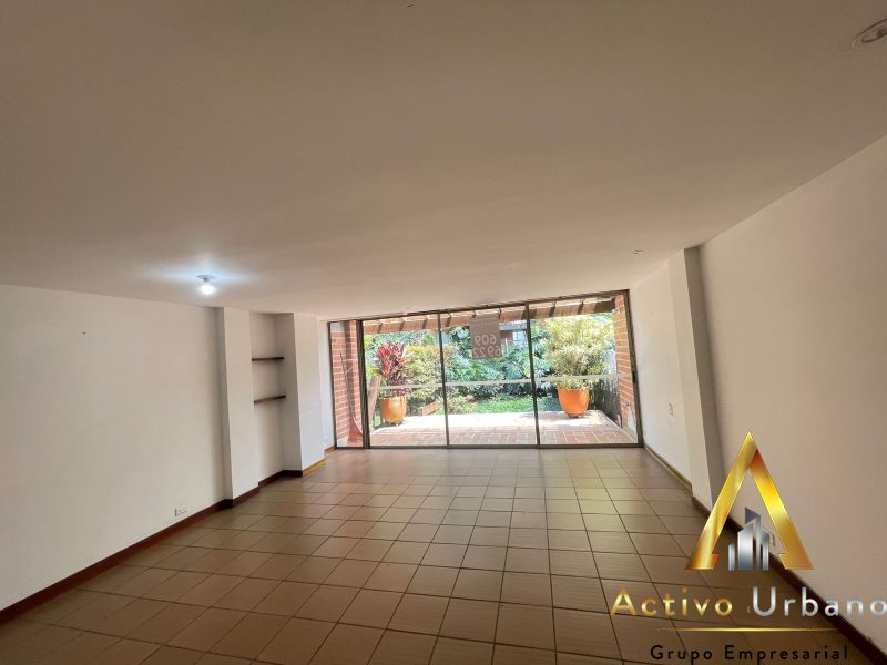 foto_104782_901271444_0274328772_ss