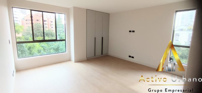 foto_104782_901271444_0303886792_ss