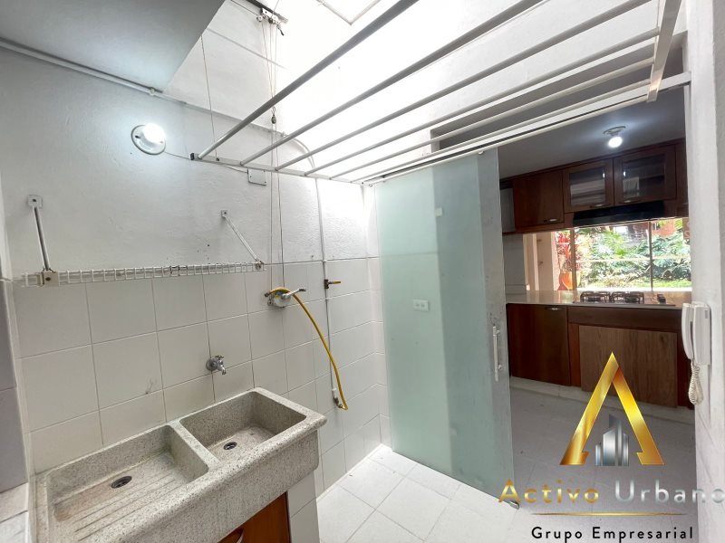 foto_104782_901271444_0343257215_ss