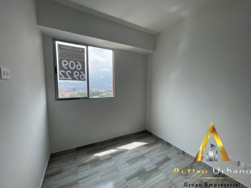 foto_104782_901271444_0402596336_ss