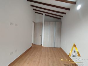 foto_104782_901271444_0439687855_ss