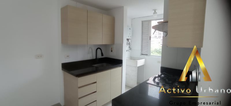 foto_104782_901271444_0452019805_ss