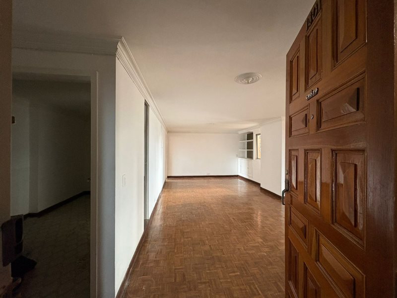 foto_104782_901271444_0468409238_ss