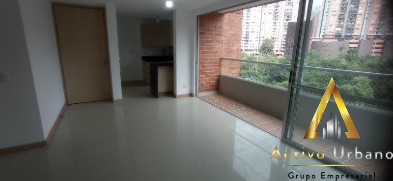 foto_104782_901271444_0490026347_ss