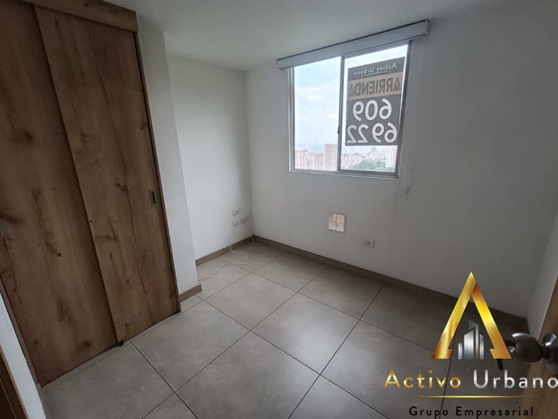 foto_104782_901271444_0496653106_ss