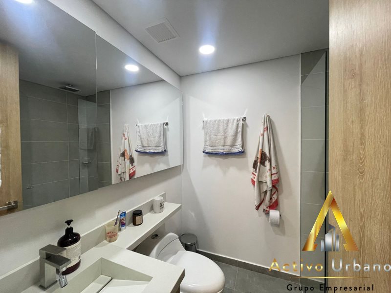 foto_104782_901271444_0498010569_ss