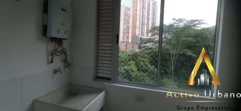 foto_104782_901271444_0504317618_ss