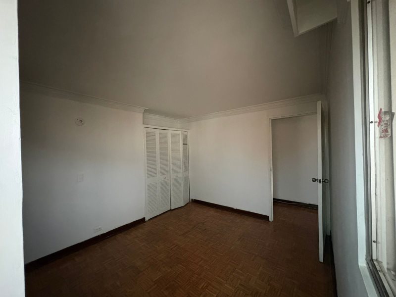 foto_104782_901271444_0506575544_ss