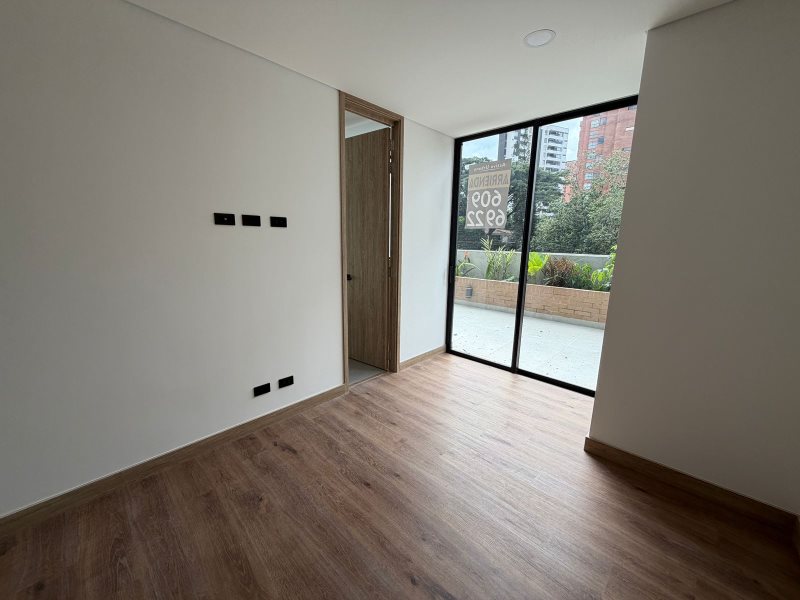 foto_104782_901271444_0515484244_ss