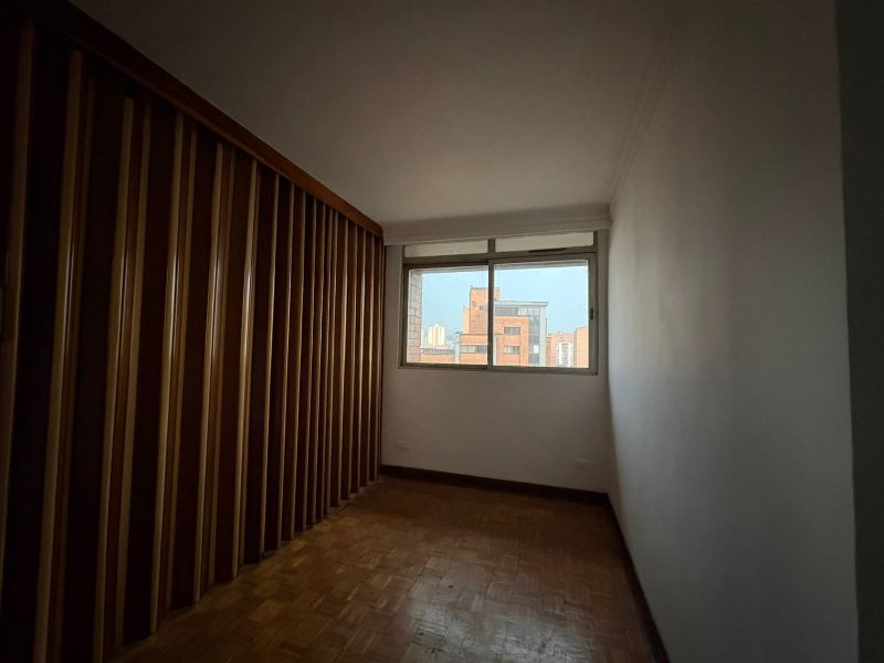 foto_104782_901271444_0517111526_ss