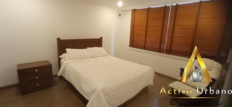 foto_104782_901271444_0524407582_ss