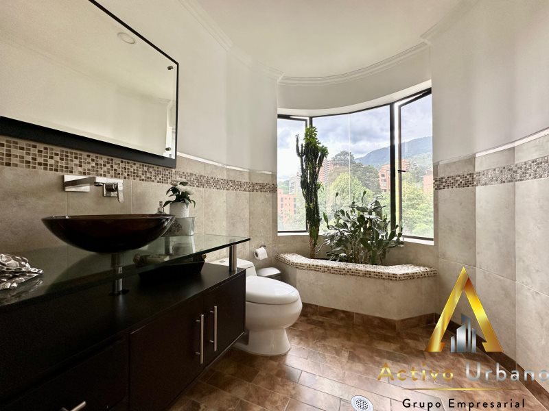 foto_104782_901271444_0524767272_ss