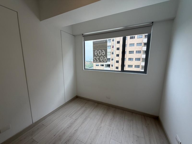 foto_104782_901271444_0530763018_ss