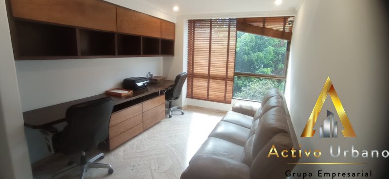 foto_104782_901271444_0547463386_ss