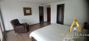 foto_104782_901271444_0548421520_ss