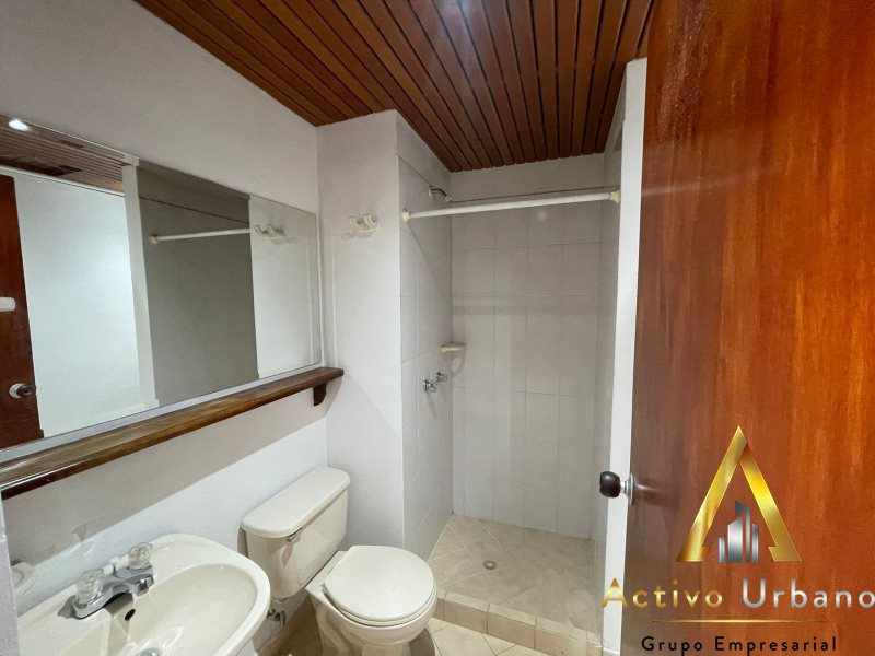 foto_104782_901271444_0603002660_ss