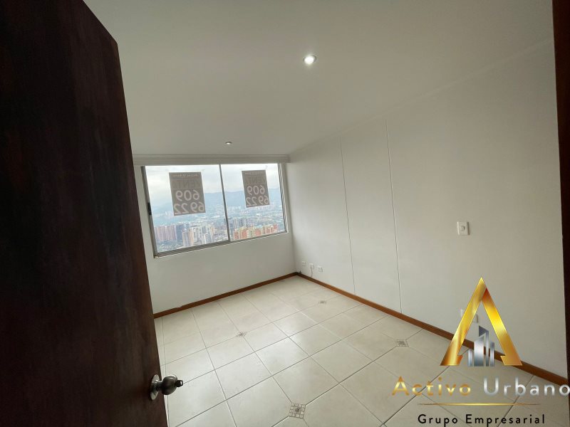 foto_104782_901271444_0622681051_ss