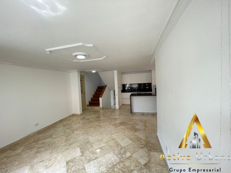 foto_104782_901271444_0657989176_ss