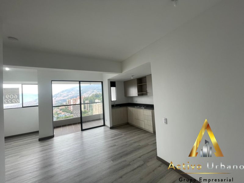 foto_104782_901271444_0687730138_ss