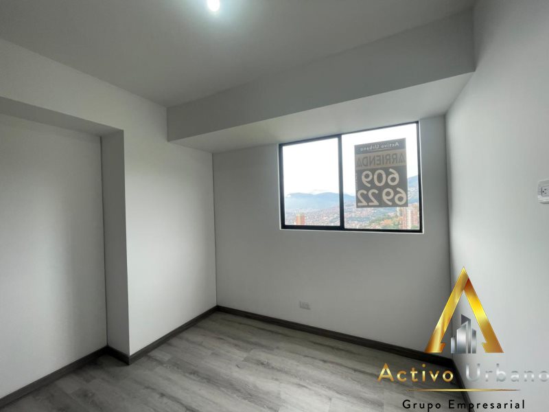 foto_104782_901271444_0716189880_ss