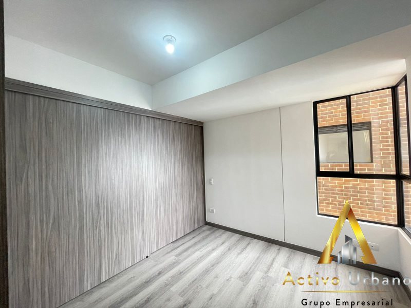 foto_104782_901271444_0723329959_ss