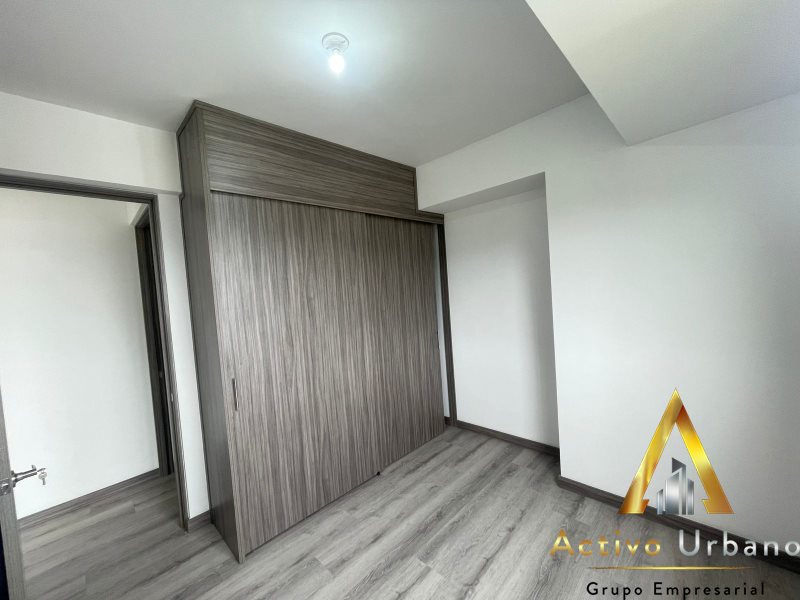 foto_104782_901271444_0736724896_ss