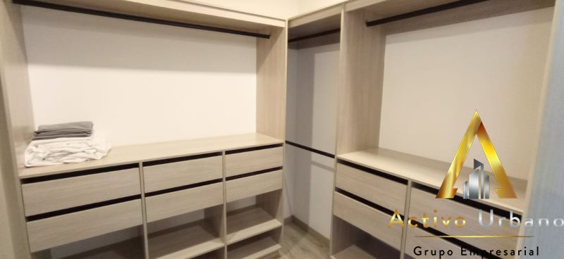 foto_104782_901271444_0738469817_ss