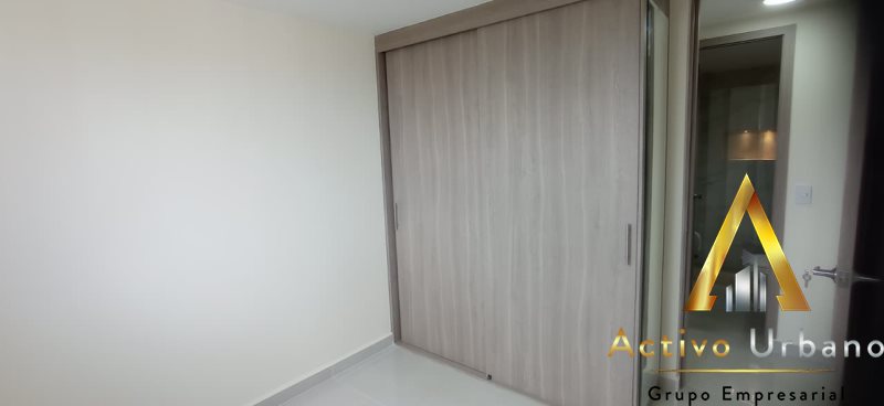 foto_104782_901271444_0777429092_ss