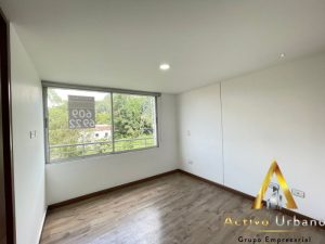 foto_104782_901271444_0852932045_ss