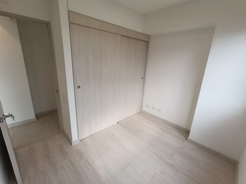 foto_104782_901271444_0923683918_ss