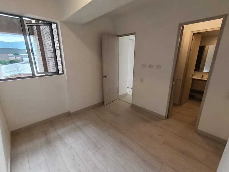 foto_104782_901271444_0937069219_ss