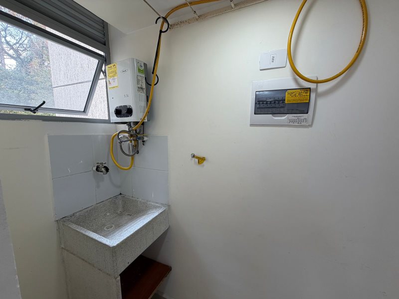 foto_104782_901271444_1011403180_ss