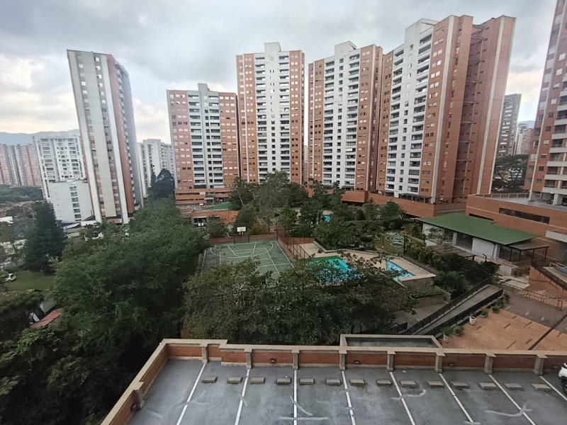 foto_104782_901271444_1023073548_ss