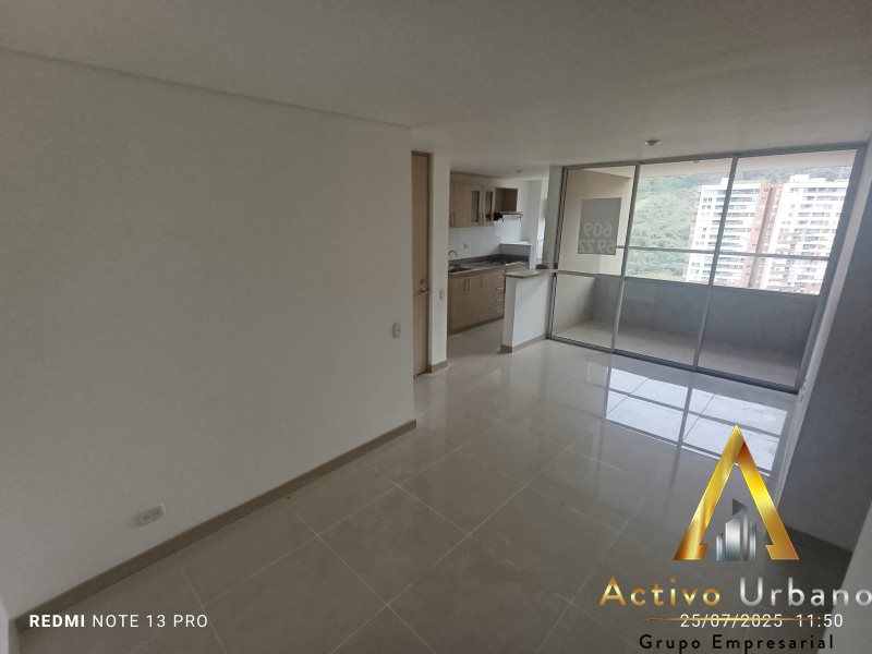 foto_104782_901271444_1103930018_ss