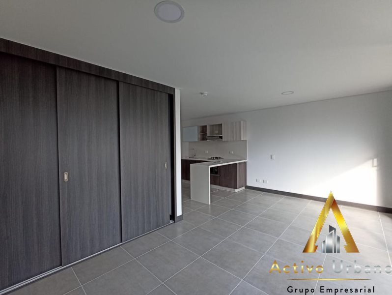 foto_104782_901271444_1185252640_ss