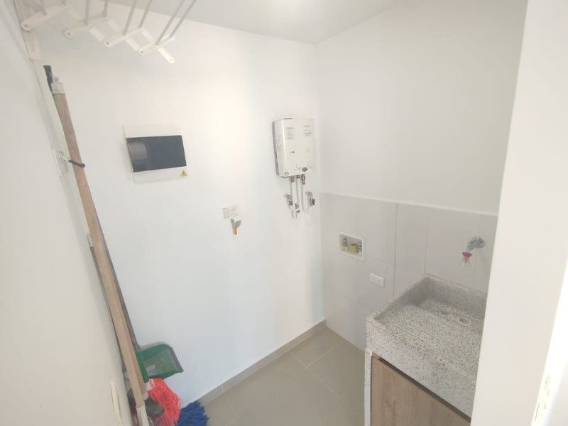 foto_104782_901271444_1251105951_ss