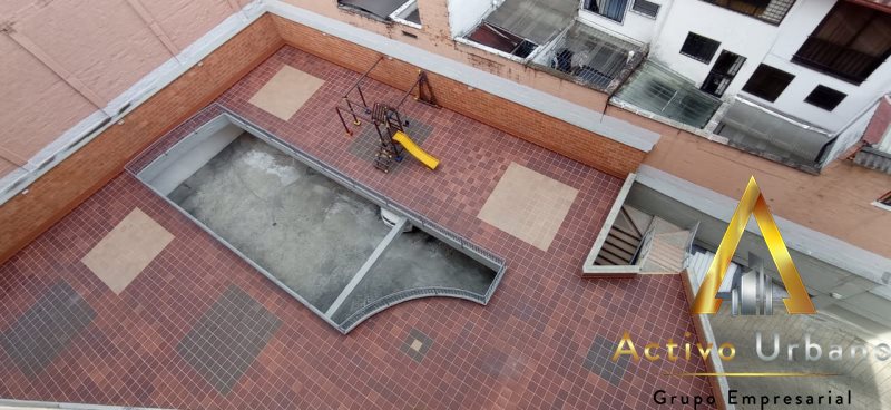 foto_104782_901271444_1261178737_ss