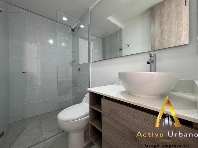 foto_104782_901271444_1889166941_ss