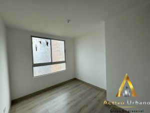 foto_104782_901271444_1911796176_ss