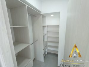 foto_104782_901271444_1988395780_ss