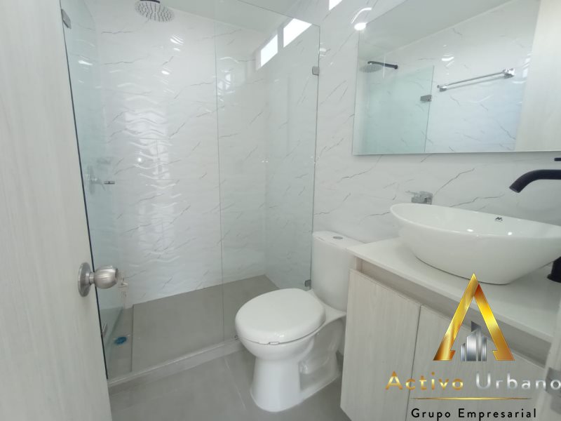 foto_104782_901271444_1991821790_ss