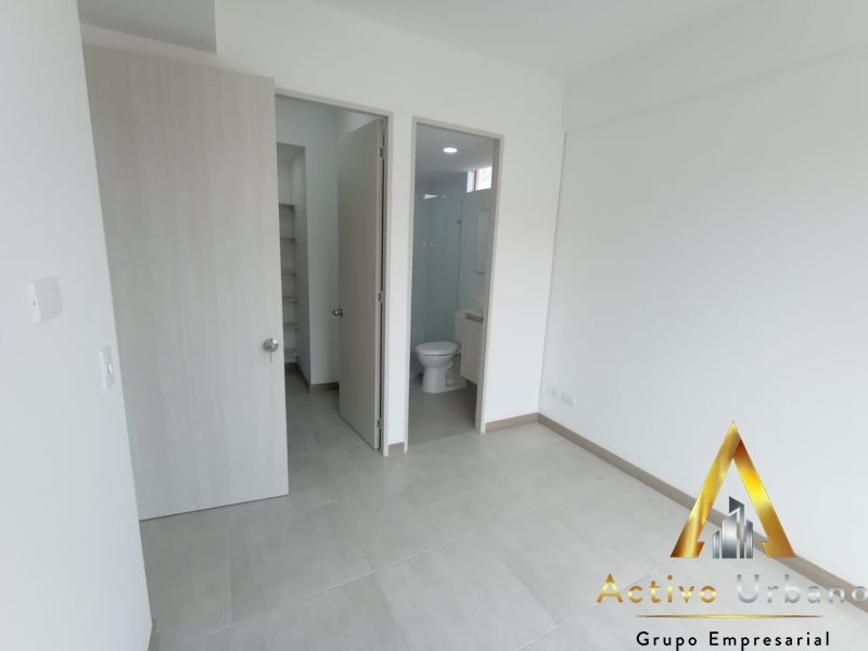 foto_104782_901271444_1992066271_ss